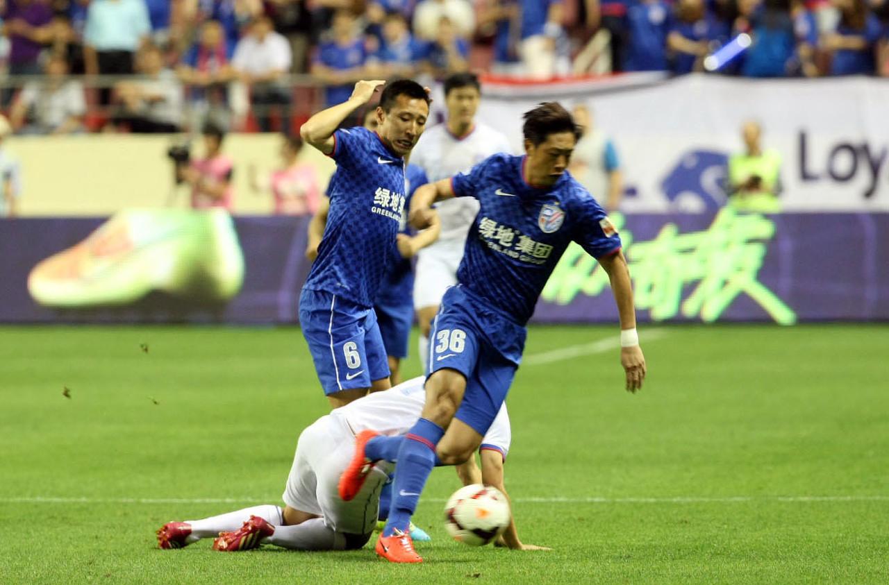 上海申鑫客场战胜大连一方成功实现客场逆袭