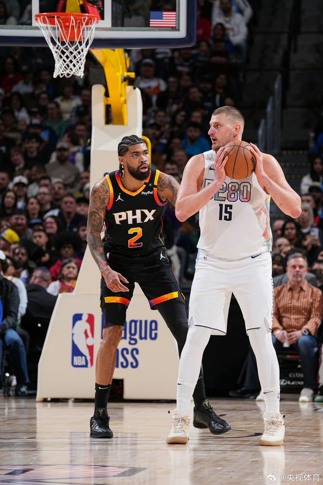 掘金铁闯季后赛！核心约基奇砍+全面发威